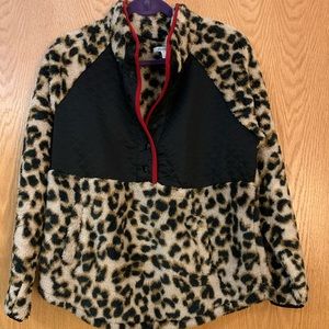 Maurices Women’s Size Large fleece pullover